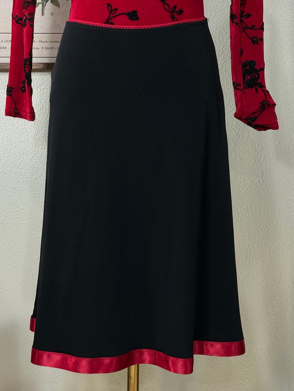 Vintage 90s Y2k Wet Seal Black Red Satin Skirt Romantic Goth Dark Coquette S